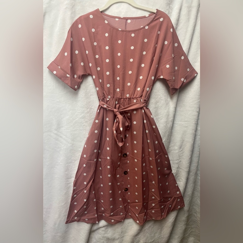 Retro,midi ,mauve pink and white polkadot button down dress. Size small